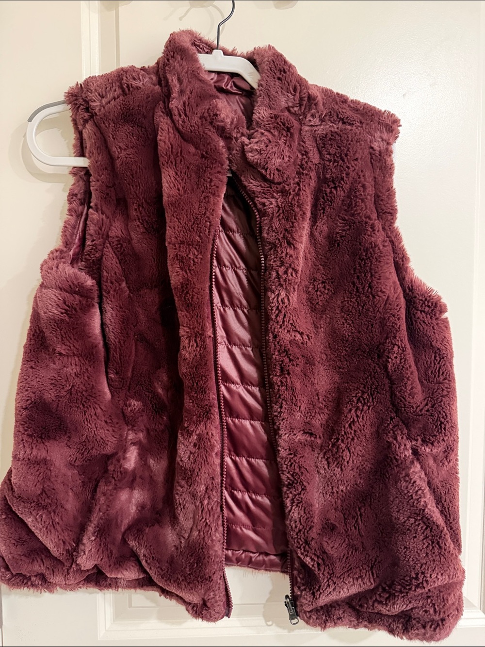 Nicole Miller Plush Faux Fur Vest in Berry